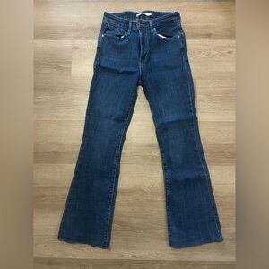 Levi's Dark Blue Flare Jeans W27 L30 0187